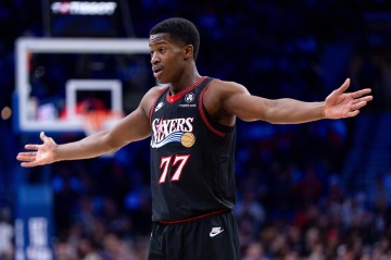 Scotto：埃奇库姆因腰椎挫伤今天缺阵爵士 对阵老鹰前重新评估