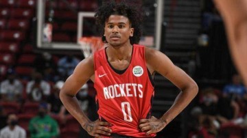 体育视频直播-格林夏联之旅提前结束 火箭的新基石非他莫属？